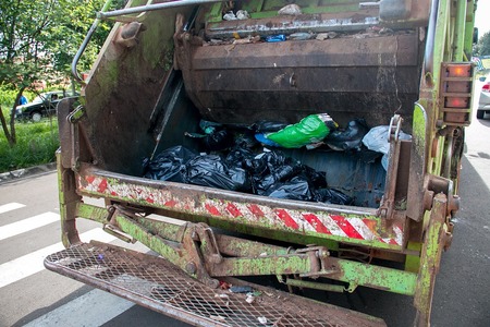 Trash 2497061 960 720