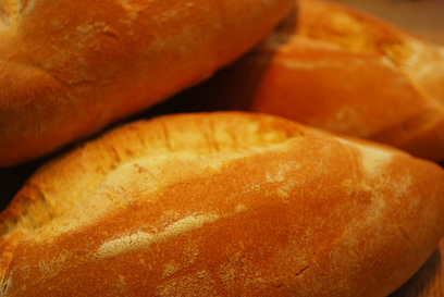 A Tenda de Loly, froitería e panadería agasállache cun desconto!