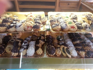 A Panadería San Luis agasállate cun doce gratis!!!